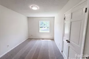 1034 Buckingham Ave, Gastonia, NC 28054 - Photo 10
