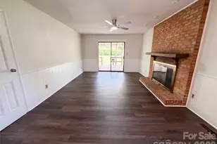 1034 Buckingham Ave, Gastonia, NC 28054 - Photo 2