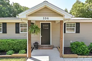 104 Dunlap St, Waxhaw, NC 28173 - Photo 2