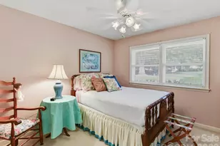 911 Lansdowne Rd, Charlotte, NC 28270 - Photo 10