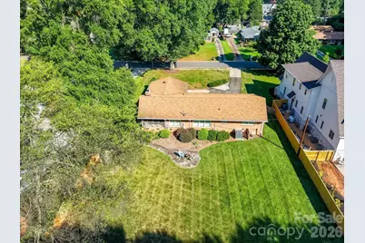 911 Lansdowne Road, Charlotte, NC 28270 - Photo 20