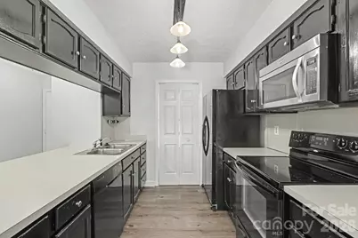 988 Cranberry Circle, Fort Mill, SC 29715 - Photo 8
