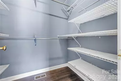 5010 Ardenwoods Drive, Charlotte, NC 28215 - Photo 16