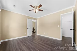 5010 Ardenwoods Dr, Charlotte, NC 28215 - Photo 32