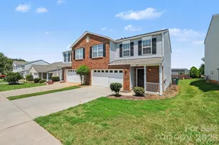 8607 Westhope St, Charlotte, NC 28216 - Photo 2