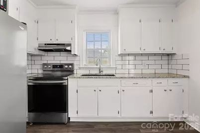 623 E 4th Avenue, Gastonia, NC 28054 - Photo 10