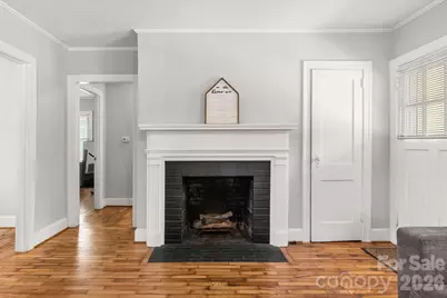 623 E 4th Avenue, Gastonia, NC 28054 - Photo 6