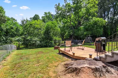 623 E 4th Avenue, Gastonia, NC 28054 - Photo 18