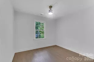 9438 Valley Rd, Charlotte, NC 28270 - Photo 30