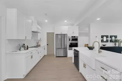 9438 Valley Road, Charlotte, NC 28270 - Photo 10
