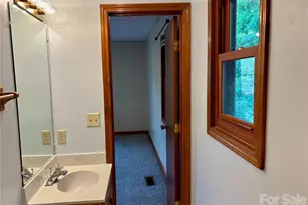 21 Ashwood Dr, Asheville, NC 28803 - Photo 14