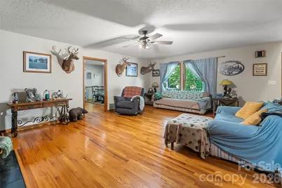 34 Lakeside Drive, Marion, NC 28752 - Photo 8