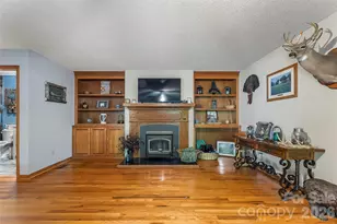 34 Lakeside Dr, Marion, NC 28752 - Photo 10