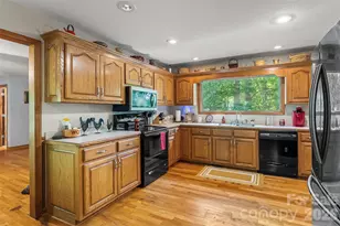 34 Lakeside Dr, Marion, NC 28752 - Photo 12