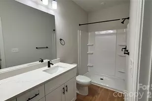 4817 Victoria Ave, Charlotte, NC 28269 - Photo 16