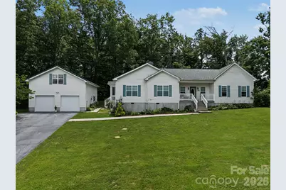176 Chelsea Nix Lane, Hendersonville, NC 28792 - Photo 1