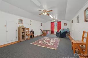 176 Chelsea Nix Ln, Hendersonville, NC 28792 - Photo 22