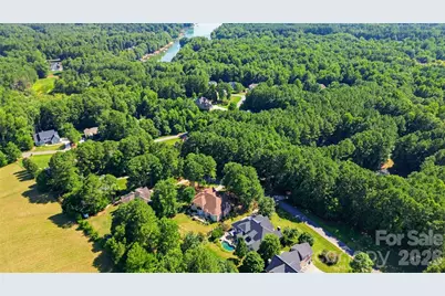 126 Whispering Cove Court, Mooresville, NC 28117 - Photo 4