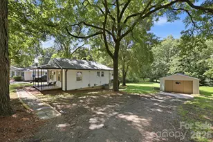 74 Pinecrest Dr SW, Concord, NC 28027 - Photo 20