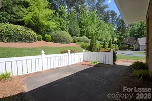 8035 Sultana Cir, Charlotte, NC 28227 - Photo 2