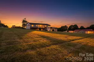 1127 Black Oak Ridge Rd, Taylorsville, NC 28681 - Photo 1