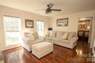 8301 Abercorn Ln, Charlotte, NC 28227 - Photo 8