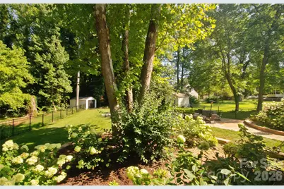 8301 Abercorn Lane, Charlotte, NC 28227 - Photo 36