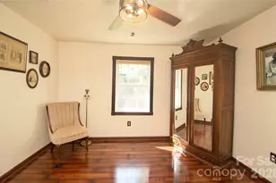8301 Abercorn Ln, Charlotte, NC 28227 - Photo 24