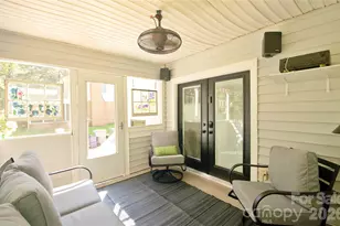 8301 Abercorn Ln, Charlotte, NC 28227 - Photo 32