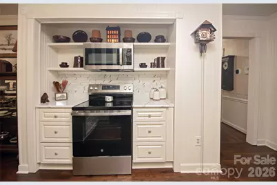 8301 Abercorn Lane, Charlotte, NC 28227 - Photo 14