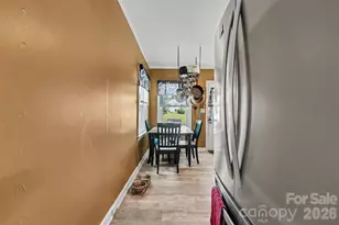 109 S Pine St, Lowell, NC 28098 - Photo 6