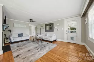 321 16th Ave NW, Hickory, NC 28601 - Photo 4