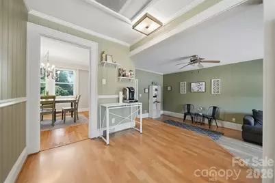 321 16th Avenue NW, Hickory, NC 28601 - Photo 32