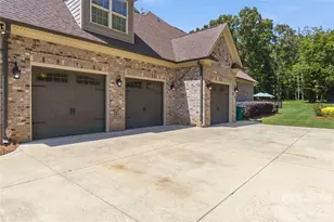 1017 Biggers Farm Ct, Indian Trail, NC 28079 - Photo 4