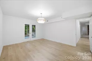 1107 Spring Fall Ct, Charlotte, NC 28213 - Photo 32