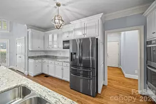 9331 Whispering Wind Dr, Charlotte, NC 28277 - Photo 16