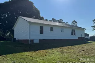 272 Shepps Boat Dock Rd, Lexington, NC 27292 - Photo 6