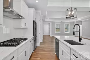 1652 Dresden Dr, Rock Hill, SC 29732 - Photo 4
