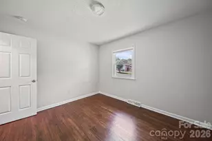 4316 McKinley Dr, Charlotte, NC 28208 - Photo 12