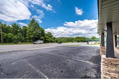 2301 Morganton Boulevard SW, Lenoir, NC 28645 - Photo 2