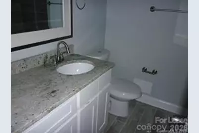 7109 Rockcliff Court, Charlotte, NC 28210 - Photo 12