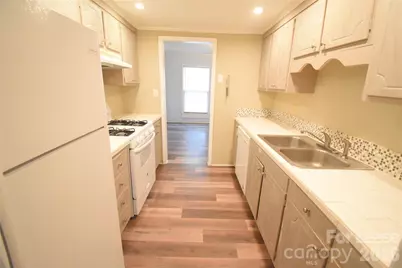 3200 Circles End Circle, Charlotte, NC 28226 - Photo 6
