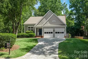 9801 Deer Spring Ln, Charlotte, NC 28210 - Photo 2