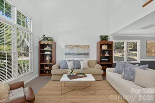 9801 Deer Spring Ln, Charlotte, NC 28210 - Photo 8