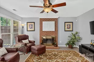 9801 Deer Spring Ln, Charlotte, NC 28210 - Photo 18