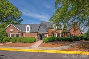 9801 Deer Spring Ln, Charlotte, NC 28210 - Photo 40