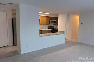 1645 Arlyn Cir, Charlotte, NC 28213 - Photo 12