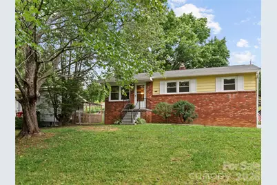 230 School Road E, Asheville, NC 28803 - Photo 1