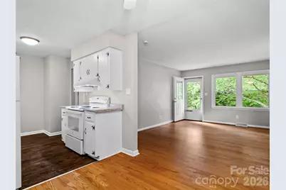 230 School Road E, Asheville, NC 28803 - Photo 8