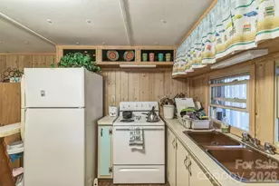 1645 Rolling Hills Rd, Ridgeway, SC 29130 - Photo 22